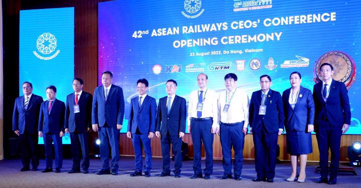 The 42nd ASEAN Railway Directors General Meeting. Photo: VnEconomy