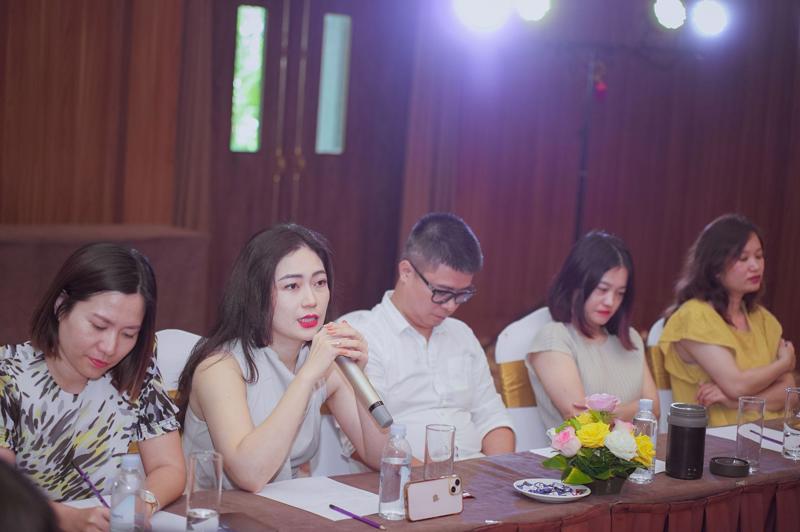 Bà Đậu Thị Như Linh - Phó Tổng giám đốc Phoenix Property chia sẻ trong buổi lễ kỷ niệm 3 năm thành lập công ty.