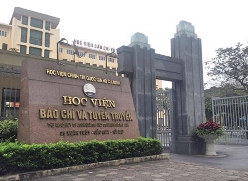Học viện Báo chí và Tuyên truyền là một trong những trường tổ chức thi và cấp chứng chỉ tiếng Anh theo khung năng lực ngoại ngữ 6 bậc dùng cho Việt Nam.