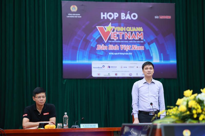 Phó Chủ tịch Tổng Liên đoàn Lao động Việt Nam Ngọ Duy Hiểu thông tin tại họp báo. 
