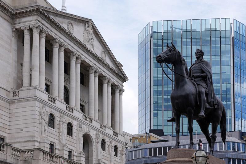 Trụ sở Ngân hàng Trung ương Anh (BOE) ở London - Ảnh: Reuters.