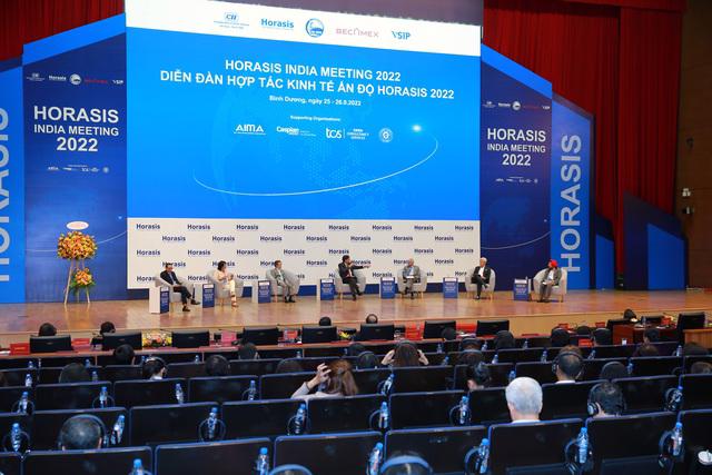 Diễn đàn Hợp tác Kinh tế Ấn Độ Horasis 2022 có 6 phiên toàn thể và 26 phiên thảo luận song song,có sự hiện diện của các chính khách, doanh nhân và học giả đến từ khắp nơi trên thế giới - Ảnh: VGP/Đình Nam
