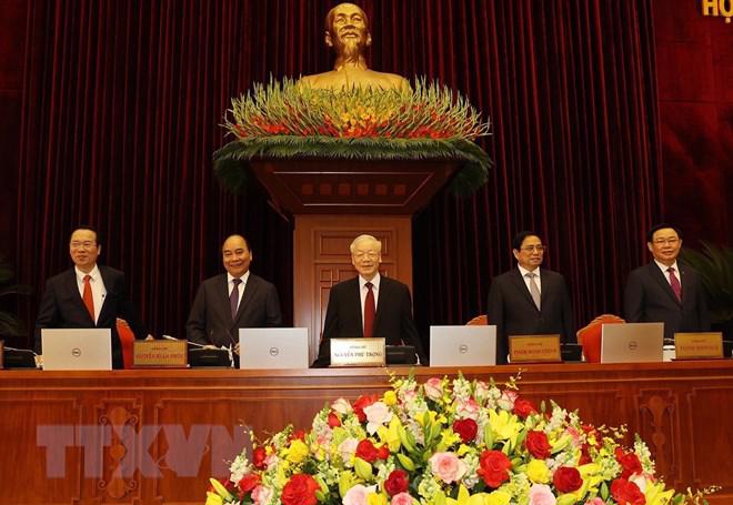Tổng Bí thư Nguyễn Phú Trọng và các lãnh đạo Đảng, Nhà nước tham dự hội nghị Trung ương 6 - Ảnh: TTXVN