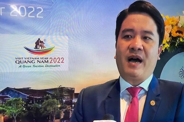 Mr. Tran Van Tan, Deputy Chairman of the Quang Nam Provincial People’s Committee, answers media questions on the sidelines of the 2022 Mekong Tourism Forum.