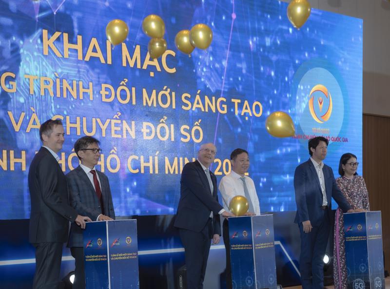 Sáng 13/10, khai mạc Tuần lễ Đổi mới sáng tạo và Chuyển đổi số TP.HCM (WHISE 2022) có chủ đề: “Chuyển đổi số - Động lực mới cho sự phát triển của Thành phố".