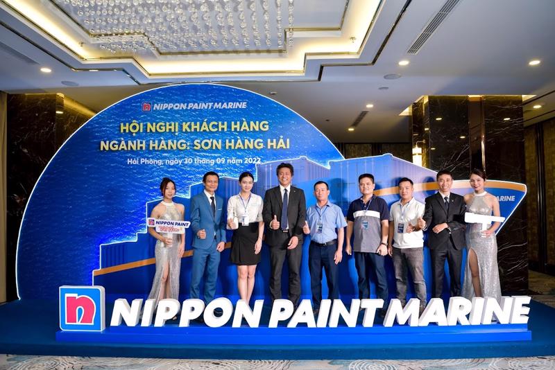 Hội nghị khách hàng ngành hàng sơn hàng hải được tổ chức tại Tp.HCM và Hải Phòng đánh dấu cột mốc Nippon Paint Việt Nam chính thức đưa các dòng sản phẩm sơn hàng hải chính hãng vào thị trường Việt Nam.