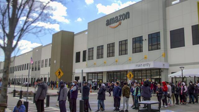Với Amazon, đây là đợt sa thải lớn nhất trong lịch sử công ty - Ảnh: Getty Images