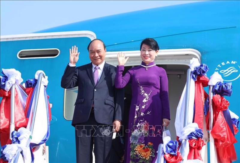 Chủ tịch nước Nguyễn Xuân Phúc là nhà lãnh đạo đầu tiên trong số các nhà lãnh đạo của các nền kinh tế tham dự APEC 2022 thăm chính thức Thái Lan - Ảnh: VGP