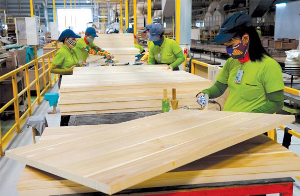Bình Dương đặt tham vọng lớn cho ngành công nghiệp sản xuất đồ gỗ