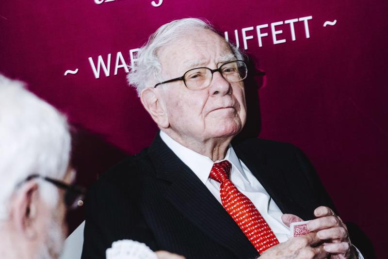Nhà đầu tư huyền thoại Warren Buffett - Ảnh: Bloomberg.