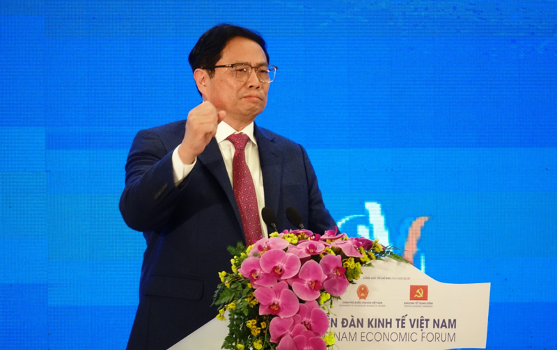 Prime Minister Pham Minh Chinh addressing the Vietnam Business Forum. Photo: Viet Tuan