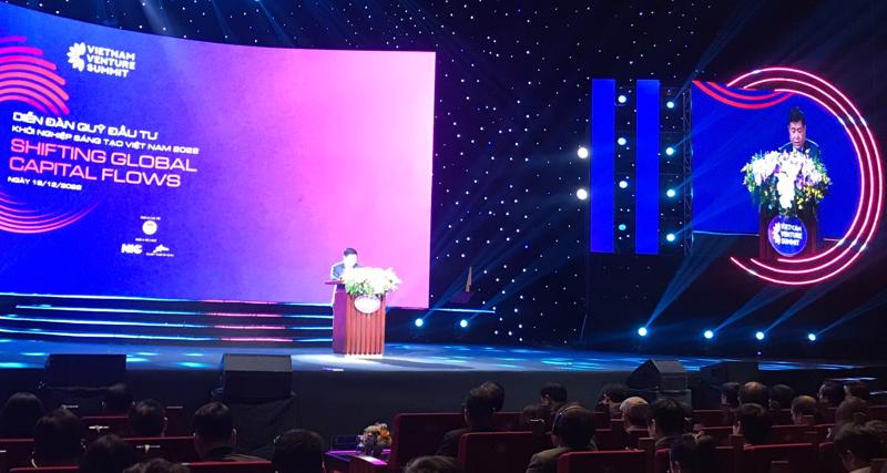 Bộ trưởng Bộ Kế hoạch và Đầu tư Nguyễn Chí Dũng phát biểu khai mạc Diễn đàn