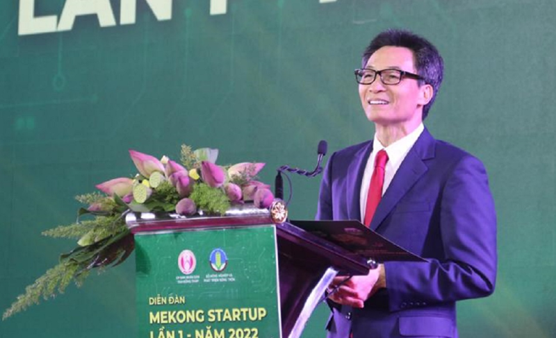 Deputy Prime Minister Vu Duc Dam addresses the Mekong Startup Forum.