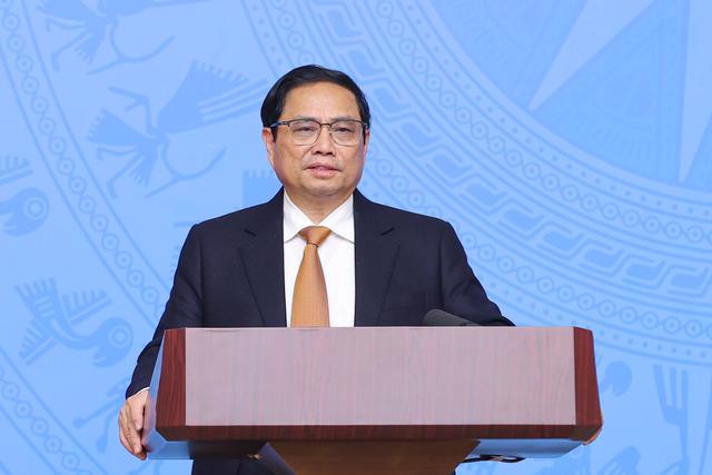Prime Minister Pham Minh Chinh speaking at the meeting. Photo: VGP