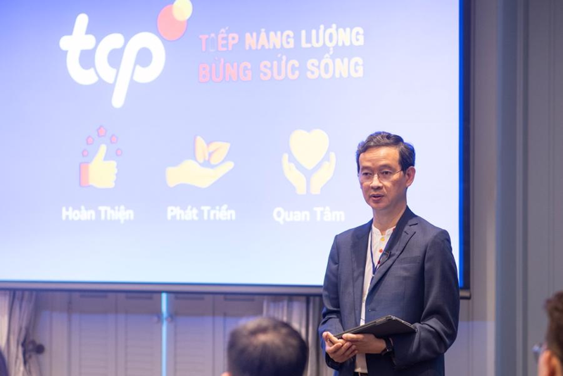 During his latest visit to Vietnam, Mr. Saravoot Yoovidhya, CEO of the TCP Group, emphasized that the country is a key market for TCP in terms of both business and sustainability.