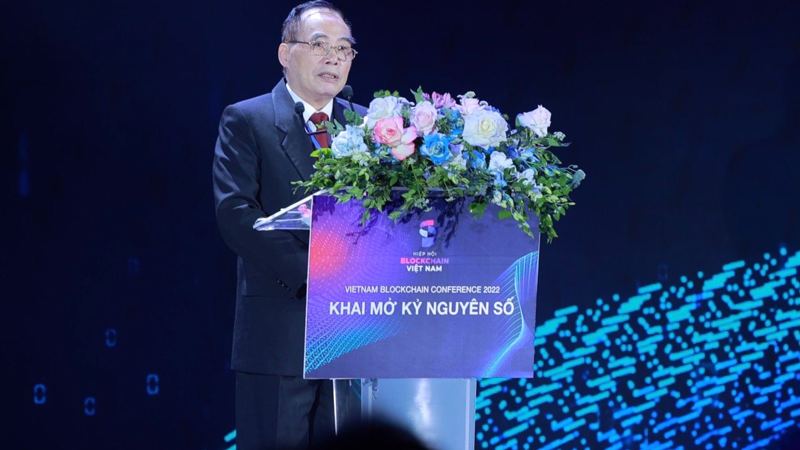 Ông Hoàng Văn Huây - Chủ tịch Hiệp hội Blockchain Việt Nam phát biểu tại lễ ra mắt.