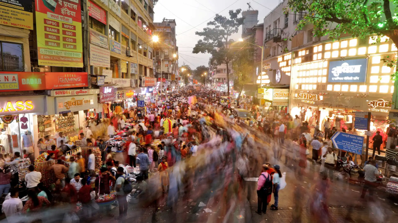Ấn Độ chuẩn bị vượt qua Trung Quốc trở thành quốc gia đông dân nhất trong năm 2023 - Ảnh: Reuters