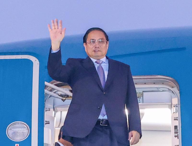 Prime Minister Pham Minh Chinh leaves Hanoi for his official visit to Laos. Photo: VGP