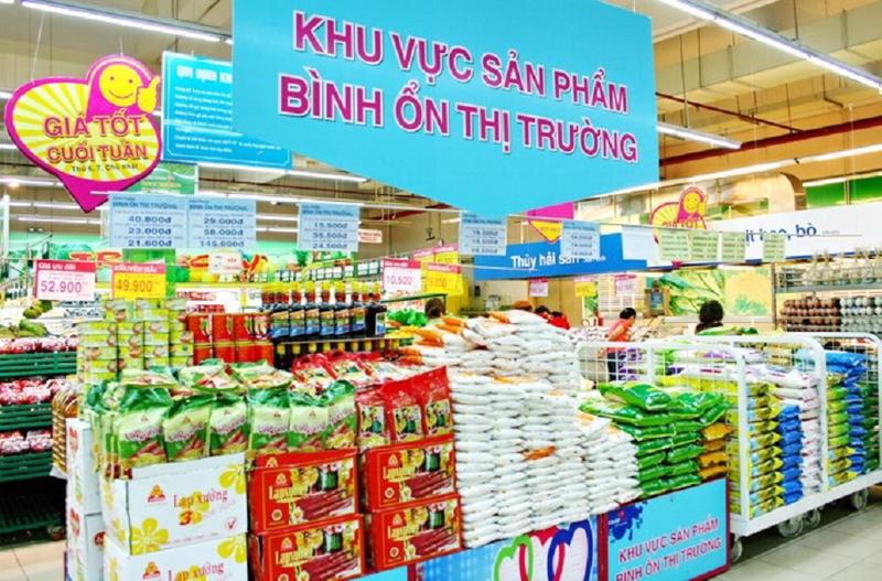 Products for sale under the price stabilization program launched by HCMC. Photo: VnEconomy