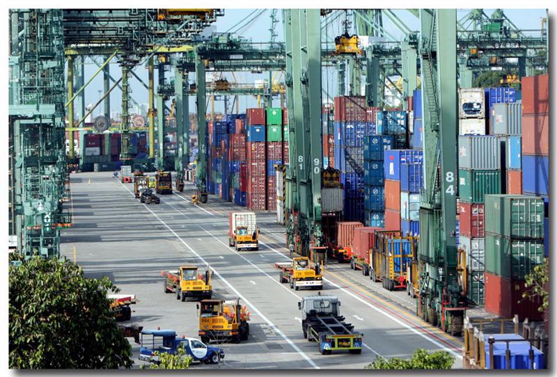 Trong quý 1/2023, kim ngạch xuất nhập khẩu hàng hóa qua cảng TP.HCM giảm 6,5 tỷ USD.