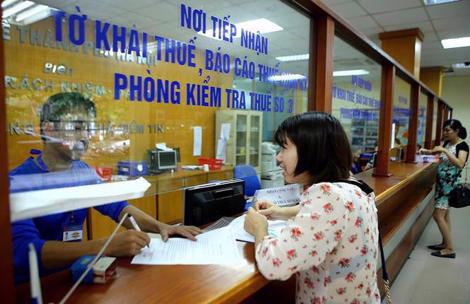 Deadlines for the payment of certain taxes and fees are expected to be extended. Photo: VnEconomy