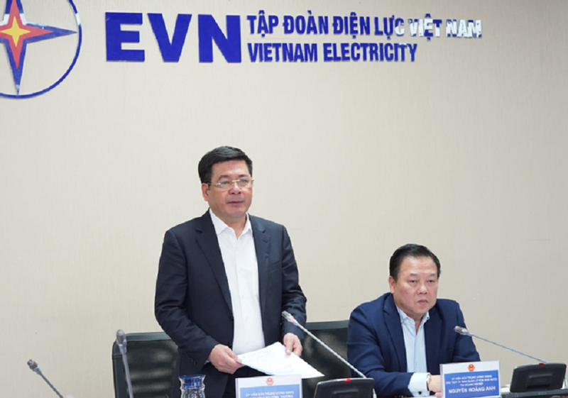 Bộ trưởng Nguyễn Hồng Diên: "Ngành điện vẫn còn phải đối diện với rất nhiều khó khăn, đặc biệt về vấn đề tài chính".