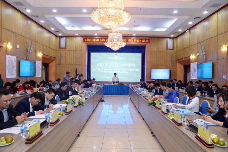 A meeting on February 21 reviewing Phu Tho’s development plan. Photo: VnEconomy