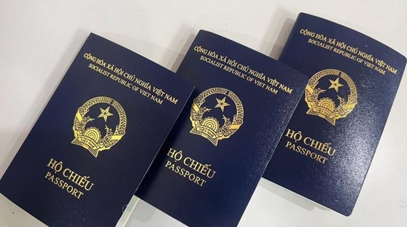 Kể từ ngày 1/3/2023, Bộ Công an sẽ triển khai cấp hộ chiếu phổ thông có gắn chíp điện tử cho công dân Việt Nam.