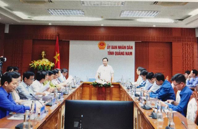 Ông Nguyễn Hồng Quang, Phó Chủ tịch UBND tỉnh Quảng Nam phát biểu tại buổi làm việc kiểm tra, đôn đốc thực hiện Dự án cải tạo, nâng cấp Quốc lộ 14E .