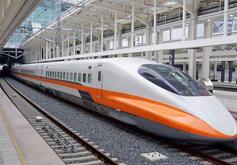 Để hoàn thiện báo cáo nghiên cứu tiền khả thi, Bộ Giao thông vận tải tiếp tục tham khảo kinh nghiệm phát triển hệ thống đường sắt tốc độ cao của các quốc gia trên thế giới, trong đó có Tây Ban Nha.