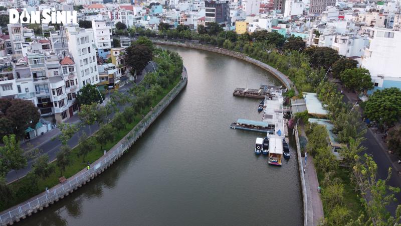 Kênh Nhiêu Lộc - Thị Nghè trên bến dưới thuyền, sau hơn 10 năm được cải tạo từ một "dòng kênh chết"...