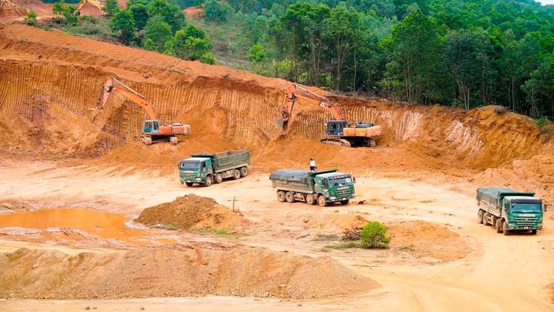 Mining is one sector in need of stricter tax management. Photo: VnEconomy