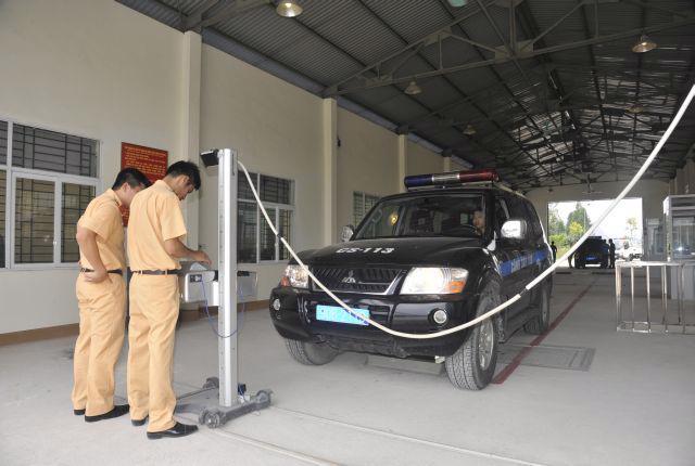 Cục Cảnh sát giao thông cũng tổ chức lớp tập huấn cho 167 cán bộ sử dụng thành thạo các thiết bị, tiếp tục hỗ trợ cho ngành giao thông vận tải. 