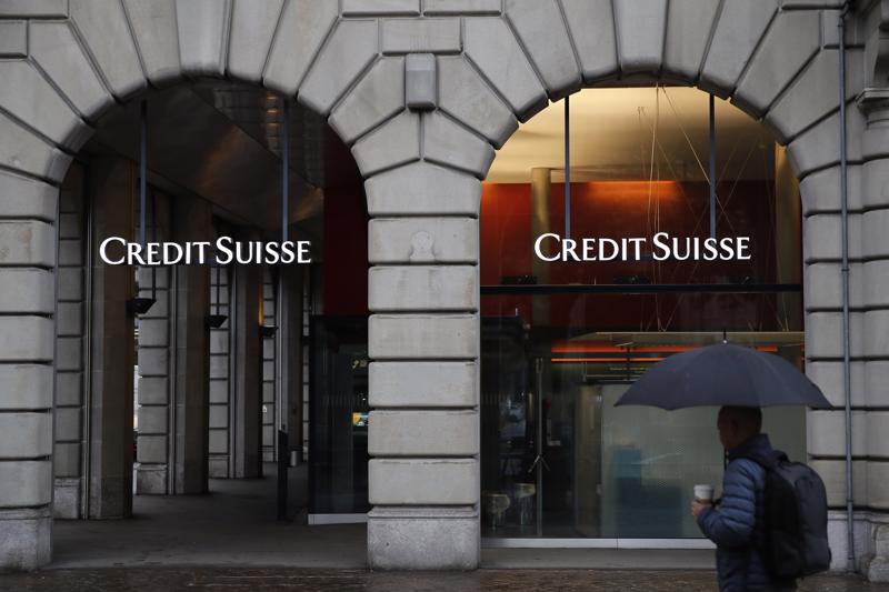 Credit Suisse về tay đối thủ lớn hơn UBS trong thương vụ do Chính phủ Thụy Sỹ làm trung gian - Ảnh: Bloomberg