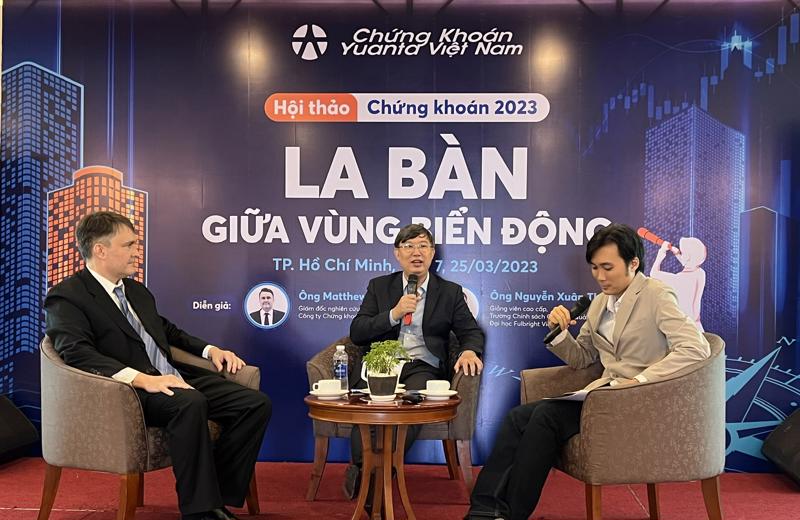 Chứng khoán Việt Nam đang dần hồi phục và VN-Index được dự báo có thể đạt mốc 1.300 điểm trong năm 2023. 