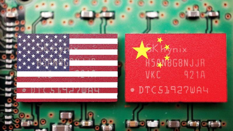 Các doanh nghiệp chip toàn cầu đang mắc kẹt trong cuộc cạnh tranh công nghệ giữa Mỹ và Trung Quốc - Ảnh: Getty Images