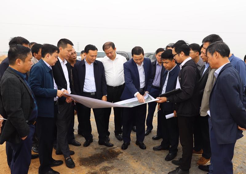 Chủ tịch UBND tỉnh Thanh Hóa Đỗ Minh Tuấn đi kiểm tra tiến độ thi công dự án trên địa bàn