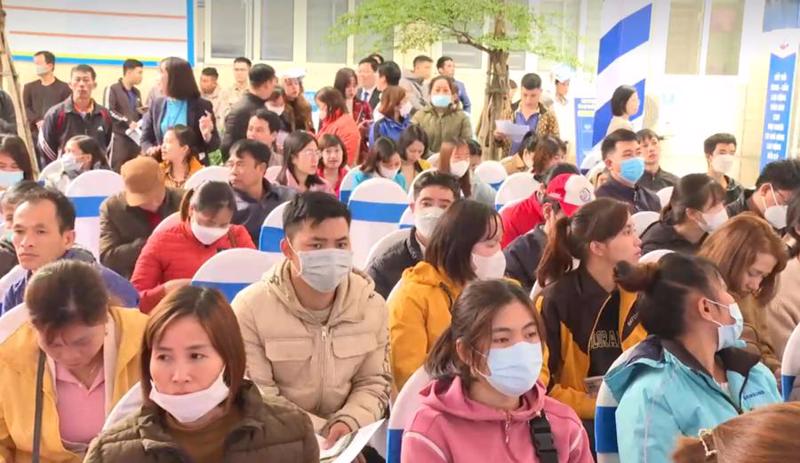 Workers at the program in Thai Nguyen province.