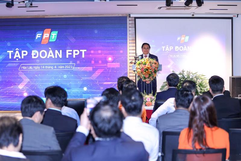 Prime Minister Pham Minh Chinh speaking at the meeting with FPT Software at the Hoa Lac Hi-tech Park in Hanoi on April 14. Photo: VGP