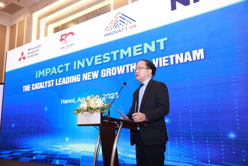Tại Việt Nam, Chính phủ đang thực hiện nhiều chủ trương, chính sách có liên quan đến thúc đẩy đầu tư tác động tại Việt Nam.