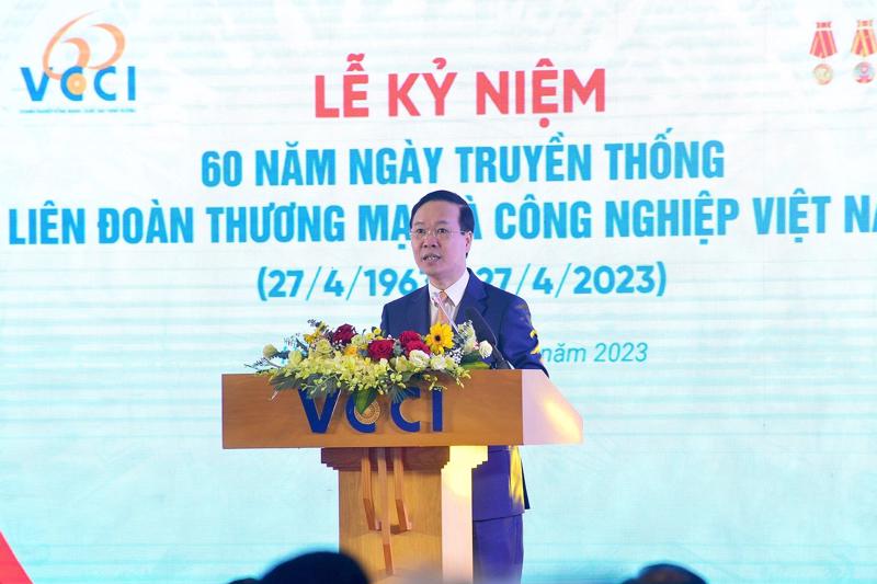 Chủ tịch nước Võ Văn Thưởng; "Đội ngũ doanh nhân doanh nghiệp nước ta sau gần 40 năm đổi mới đã có sự lớn mạnh vượt bậc".