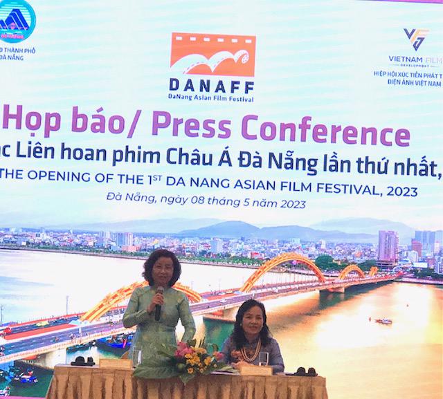 Bà Ngô Thị Kim Yến, Phó Chủ tịch UBND TP. Đà Nẵng chủ trì họp báo Liên hoan phim Châu Á Đà Nẵng lần thứ Nhất Đà Nẵng 2023.