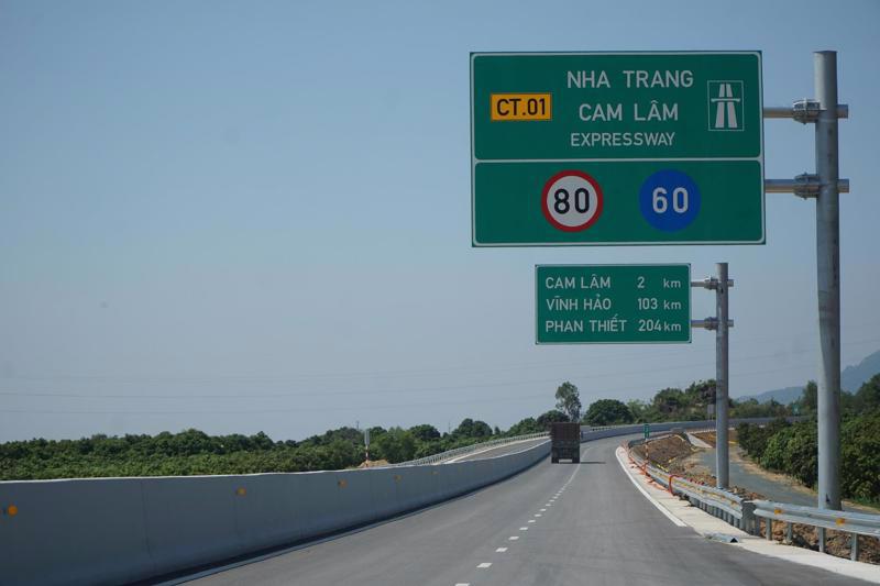 Nha Trang - Cam Lam Expressway. Photo: Ha My