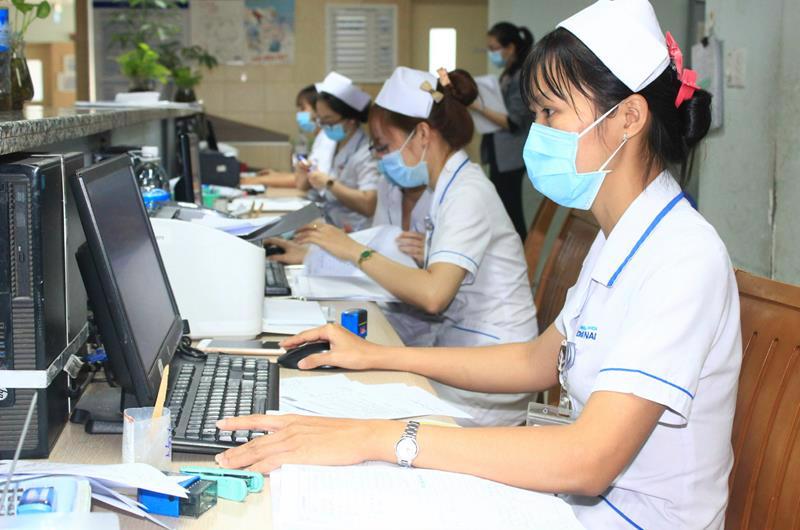 Bộ Y tế thông tin về phụ cấp ưu đãi nghề cho nhân viên y tế theo quy định  mới - Nhịp sống kinh tế Việt Nam & Thế giới