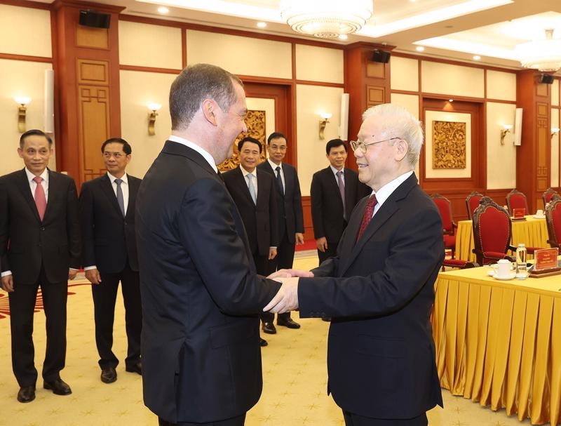 Tổng Bí thư Nguyễn Phú Trọng nhiệt liệt chào mừng Chủ tịch Đảng “Nước Nga Thống nhất” Dmitry Medvedev thăm chính thức Việt Nam - Ảnh: ĐCS