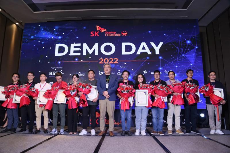Các startup xuất sắc nhận giải tại Demo Day của SK Startup Fellowship 2022. 