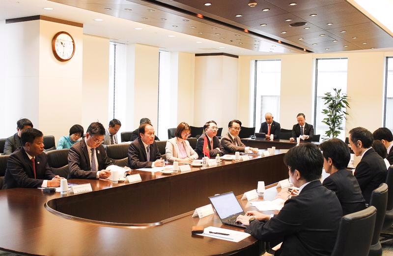 The Hai Phong delegation in Japan. 