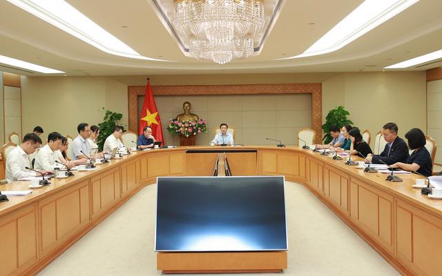 Phó Thủ tướng Trần Hồng Hà đề nghị Bộ Khoa học và Công nghệ, Cục Sở hữu trí tuệ khẩn trương xây dựng cơ sở dữ liệu về sở hữu trí tuệ (Ảnh VGP: Minh Khôi).