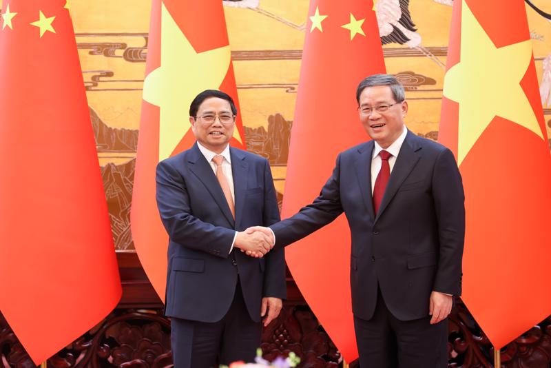 Thủ tướng Chính phủ Phạm Minh Chính và Thủ tướng Trung Quốc Lý Cường - Ảnh: VGP