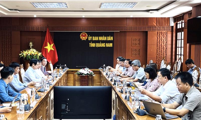 Toàn cảnh buổi làm việc giữa lãnh đạo UBND tỉnh Quảng Nam và Hiệp hội Khởi nghiệp quốc gia.